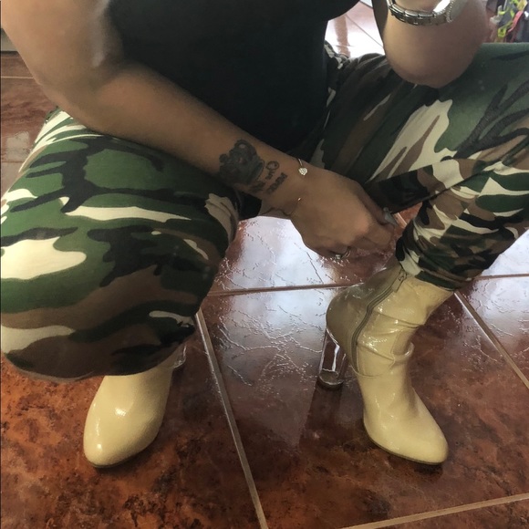 🆕 nude booties - Picture 3 of 5